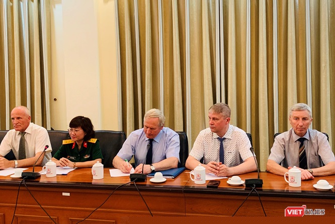 Các chuyên gia Nga trở lại Việt Nam dịp 50 năm thực hiện Di chúc Hồ Chủ tịch và làm việc với Đại học Y Hà Nội để tìm kiếm sự hợp tác mới