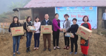 Nơi cổng trời Mường Lống có một người thầy tận tụy với sự nghiệp trồng người như thế