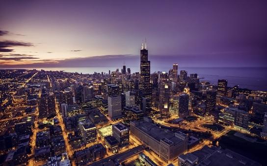 Ngắm toàn cảnh Chicago về đêm từ trực thăng sẽ là trải nghiệm không bao giờ quên (Ảnh: Shutterstock)