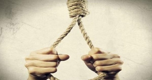 Bàng hoàng phát hiện chồng treo cổ, vợ tử vong dưới nền nhà