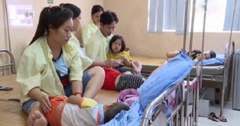 Phú Thọ: Nghi ngộ độc thực phẩm, 80 trẻ mầm non nhập viện