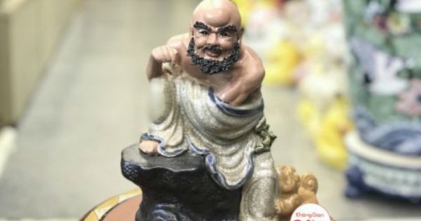 La Hán Tiếu Sư phóng hạ đồ đao, hộ trì Phật pháp, hóa độ chúng sanh