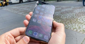 Ngơ ngác trước hình ảnh iPhone 11 Pro vỡ nát sau thử nghiệm rơi từ độ cao 1m