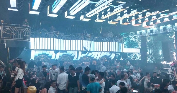 Đồng Nai: Gần 150 dân chơi phê ma tuý, thác loạn trong khách sạn Central Park