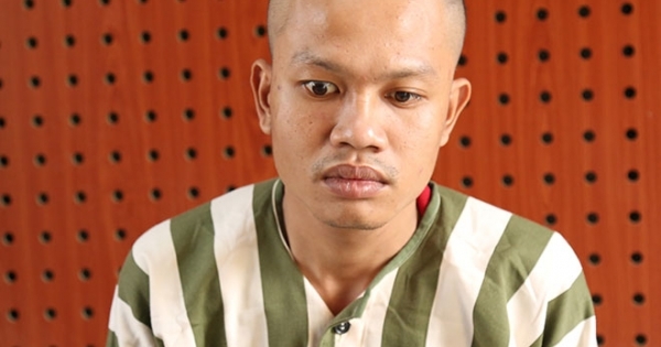 Nghịch tử dùng dao khống chế mẹ để cướp... 110 ngàn đồng