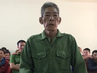 Cụ ông dâm ô bé gái hàng xóm 7 tuổi