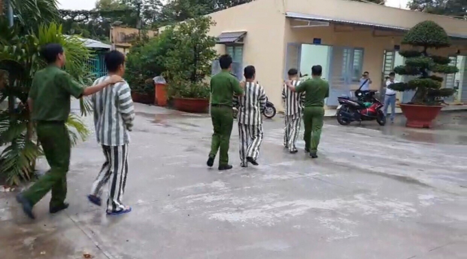 C0CC5397-CFA9-4A2C-AF98-812CA49B0B9B.