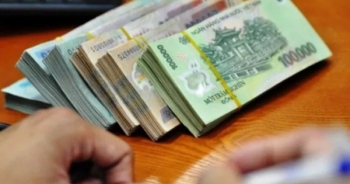 Tiền lương hàng tháng bị trừ những khoản bắt buộc nào?