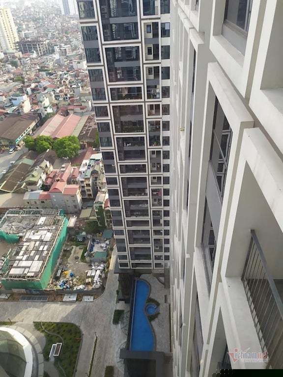 Dự án Hinode City chưa được nghiệm thu hoàn thành, chưa được chứng nhận an toàn phòng cháy chữa cháy…chủ đầu tư cho cư dân về ở bất chấp an toàn và quy định pháp luật.