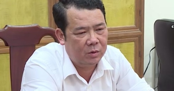 Thu súng, 3 viên đạn tại nhà giám đốc dùng súng dọa bắn người đi đường