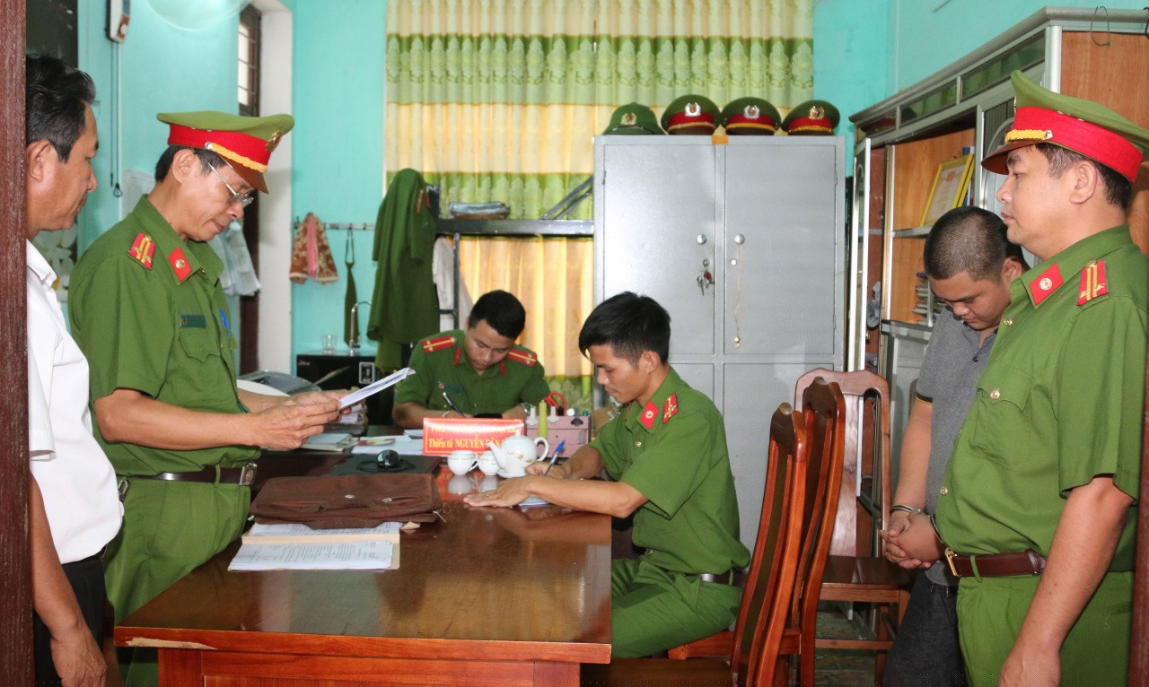 Cơ quan Cảnh sát điều tra, Công an tỉnh đã ra quyết định khởi tố bị can và lệnh tạm giam 3 tháng đối với đối tượng Lê Văn Hải Bằng