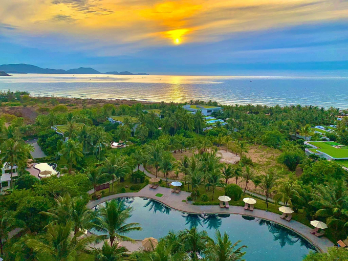 Cam Ranh Riviera Beach Resort &amp;amp; Spa1