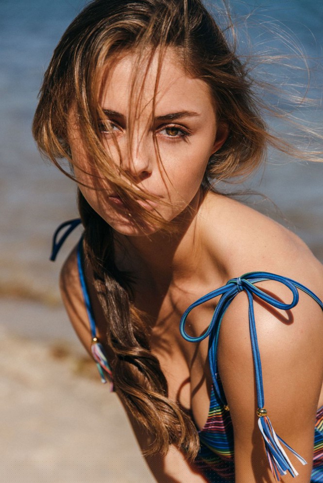 Nàng mẫu 19 tuổi Daniella Beckerman gợi cảm mê mẩn - ảnh 6