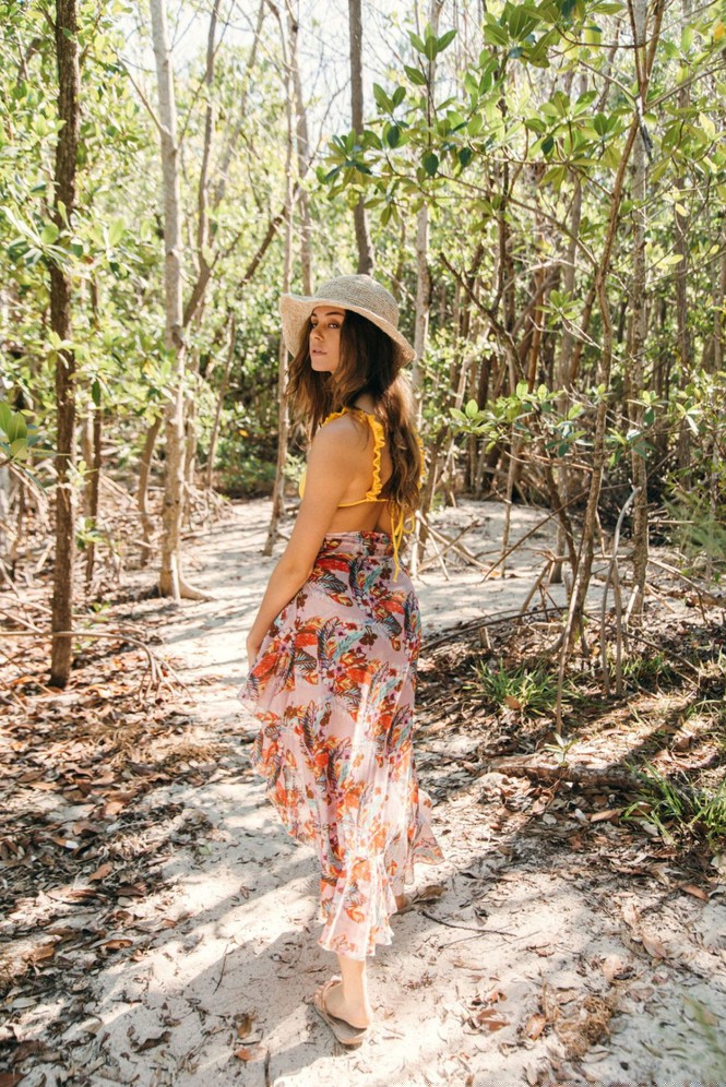 Nàng mẫu 19 tuổi Daniella Beckerman gợi cảm mê mẩn - ảnh 9