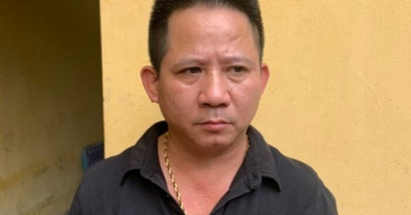 Truy tố chủ quán Nhắng nướng Hiền Thiện vì bắt cô gái quỳ gối