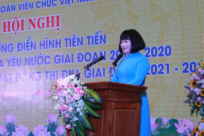 Phó Chủ tịch thường trực Công đoàn viên chức Việt Nam Nguyễn Giang Tuệ Minh phát biểu khai mạc