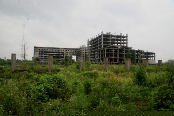 Công trình BV ở Nam Định bỏ hoang đã 13 năm.