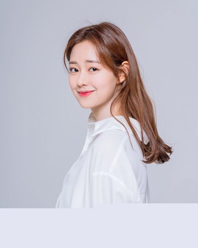 Tân Hoa hậu Hàn Quốc nhan sắc xinh đẹp tựa búp bê