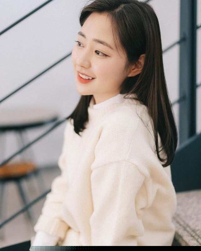 Tân Hoa hậu Hàn Quốc nhan sắc xinh đẹp tựa búp bê