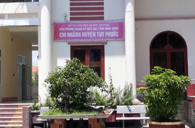 Chủ tịch Bình Định chỉ đạo xử lý cán bộ “ngâm” hồ sơ của dân