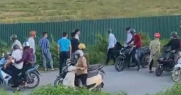 Bắc Giang: Tài xế xe bán tải ngông cuồng tông tử vong cảnh sát cơ động rồi bỏ chạy