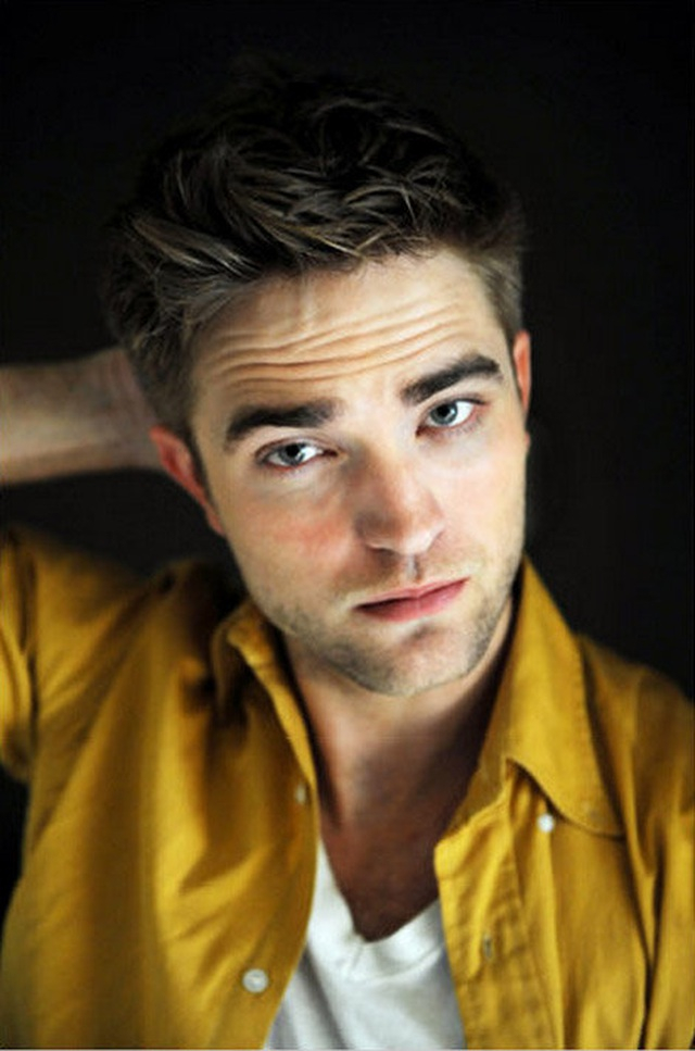 Robert Pattinson