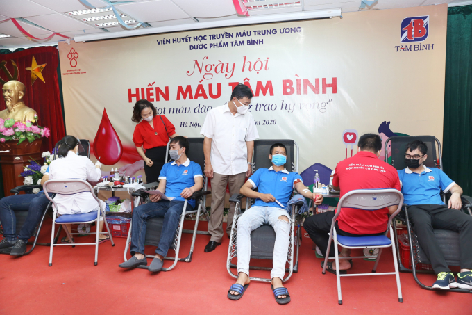 z2086685944750_4fefb6fefffab6dd4524e29a4796bd98