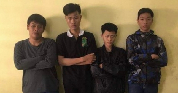 Bắt khẩn cấp 4 thanh thiếu niên chuyên cướp đồ của phụ nữ