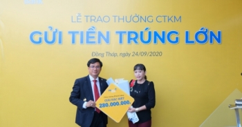 PVcomBank trao tặng gần 330 triệu đồng cho khách hàng may mắn