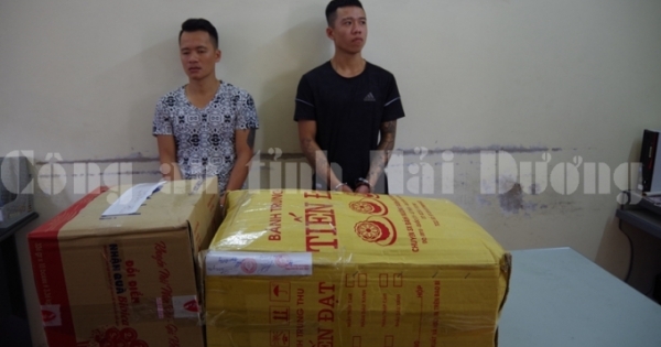 Hải Dương: Bắt giữ 2 đối tượng vận chuyển 15kg pháo nổ