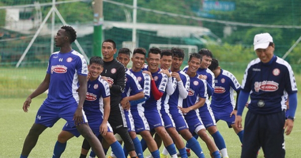 Vòng 13 V.League: Đội nào hưởng lợi?