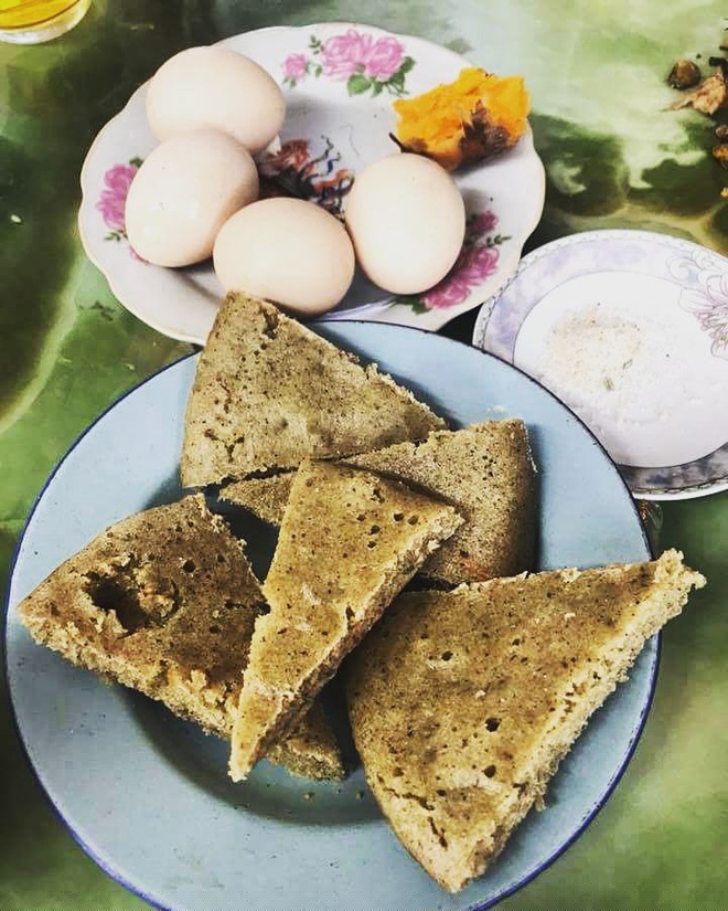 Những chiếc bánh tam giác mạch khi đã được nướng chín (Ảnh: Ngocyenxd).