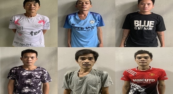 Một đêm “đột kích” 2 tụ điểm bán lẻ ma túy bắt 6 đối tượng