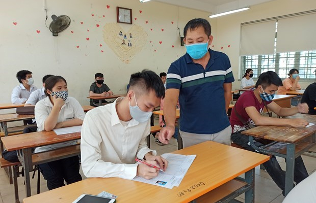 Hà Nội giảm 50% học phí năm học 2021 - 2022