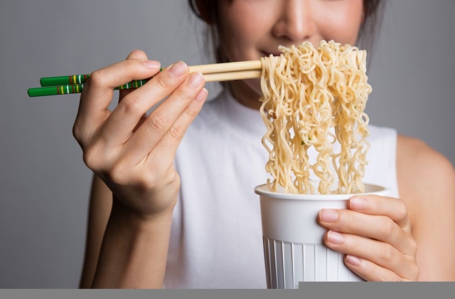 Mì ăn liền chứa chất cấm, Bộ Công thương cảnh báo doanh nghiệp