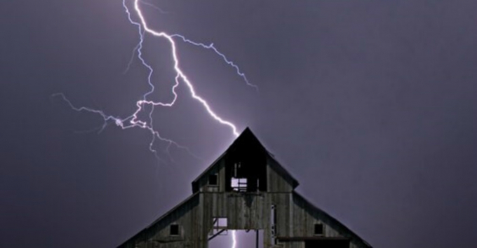 set-co-danh-vao-nha-khong-1