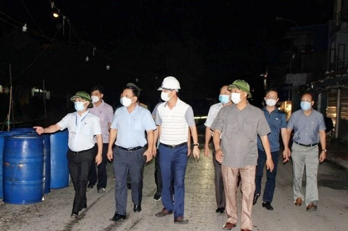 Lãnh đạo TP Hải Phòng và quận Hải An kiểm tra đột xuất công tác phòng chống dịch bệnh tại quận Hải An.