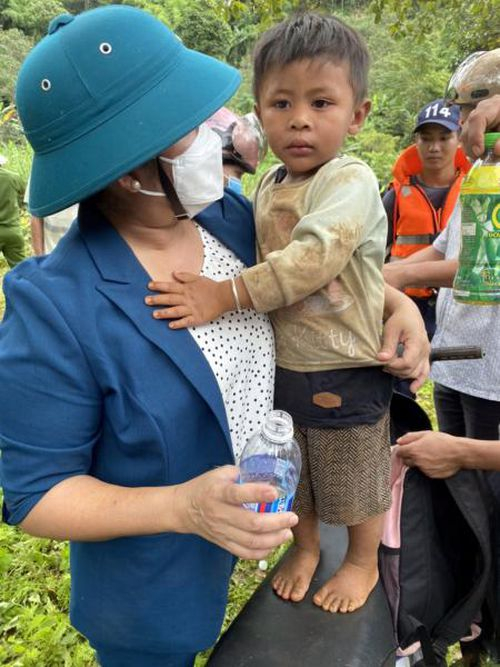 EC5F16FF-D192-4277-8D0E-6426280B8761.