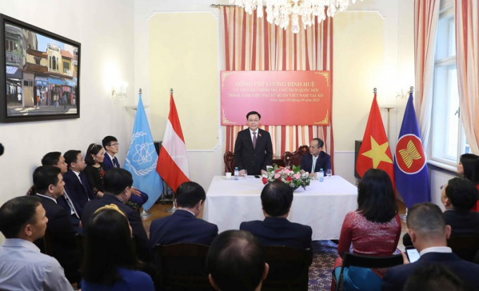 4-b23i1534-copy-4728.