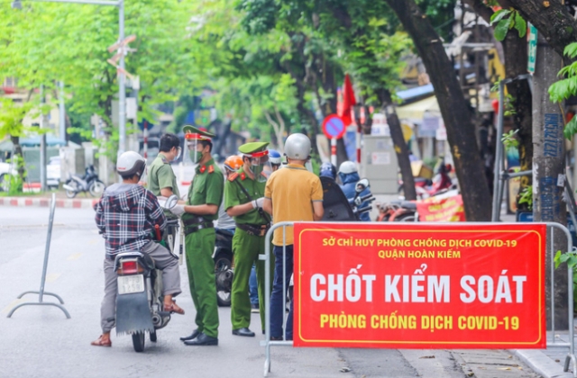 Hà Nội lập thêm 39 chốt để kiểm soát người và phương tiện