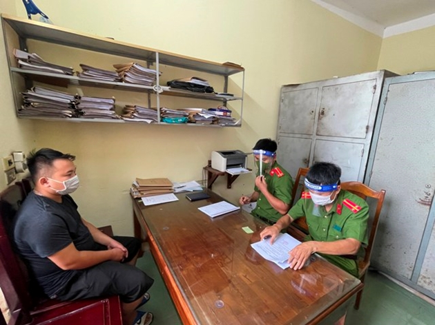 2C6FD606-285A-4B65-852A-9691C652CB74.