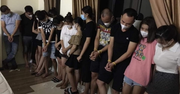 Phú Thọ: 17 "nam thanh, nữ tú" đang "bay lắc" ma tuý trong nhà nghỉ Nữ Hoàng