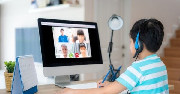 Bộ GD&ĐT phát động ủng hộ chương trình "Máy tính cho em"