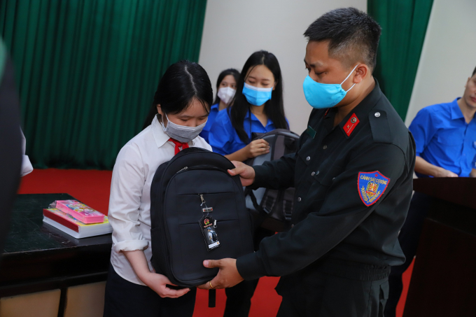 z2753621695819_cd8d1859353f7302247e65136de250fc