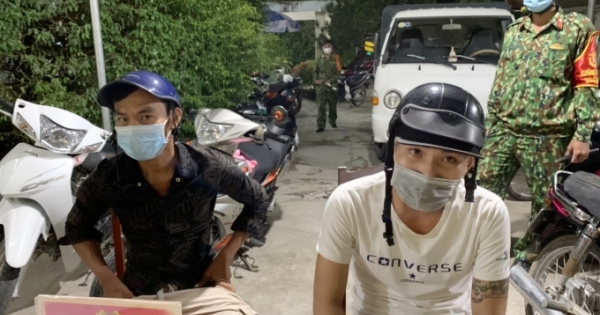 2 đối tượng không có giấy đi đường bỏ chạy khi thấy lực lượng chức năng