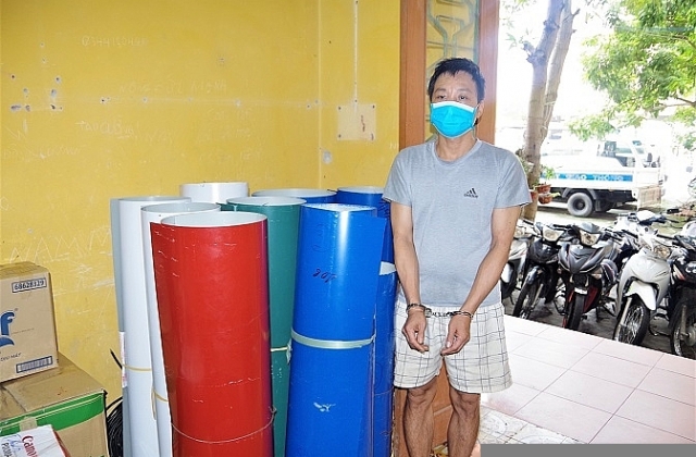 Bắt thủ kho Tập đo&agrave;n Hoa Sen chi nh&aacute;nh Hải Dương