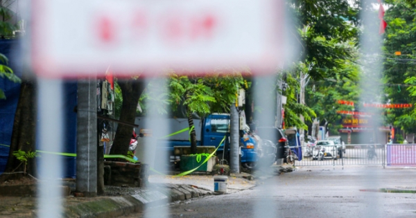 Chung cư Đền Lừ và phường Việt Hưng tiếp tục ghi nhận F0