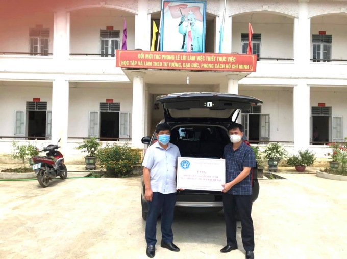 0A981D58-98E6-4EF9-A1C7-408441D2C485.