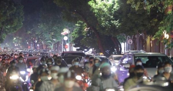 Đừng biện bạch “cuồng chân”