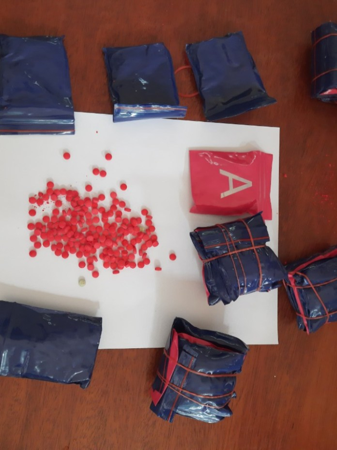 z2782776020323_1070112518062c0e5f50746974b767f4-1